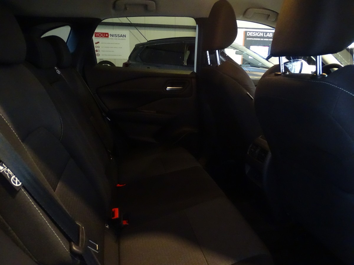 Nissan Qashqai 1.3 DIG-T N-Connecta 