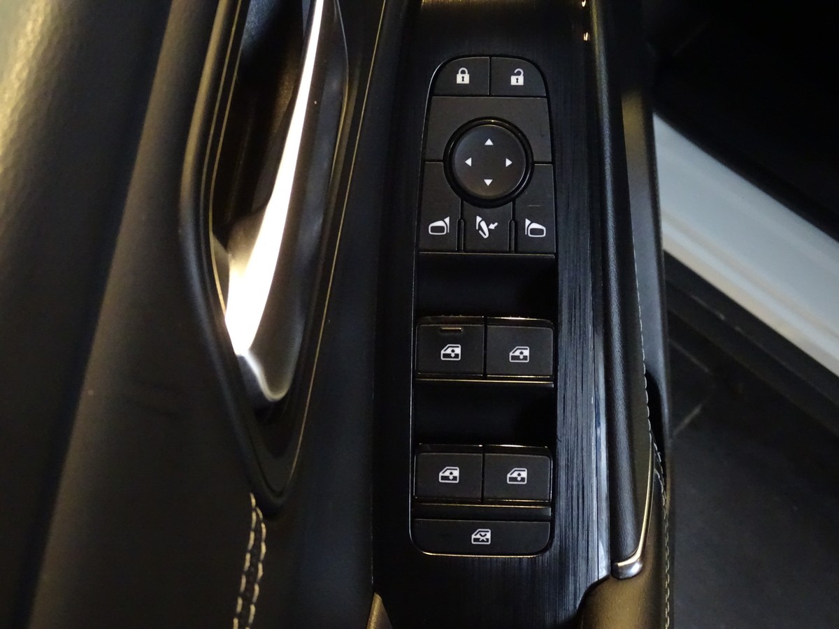 Nissan Qashqai 1.3 DIG-T N-Connecta 