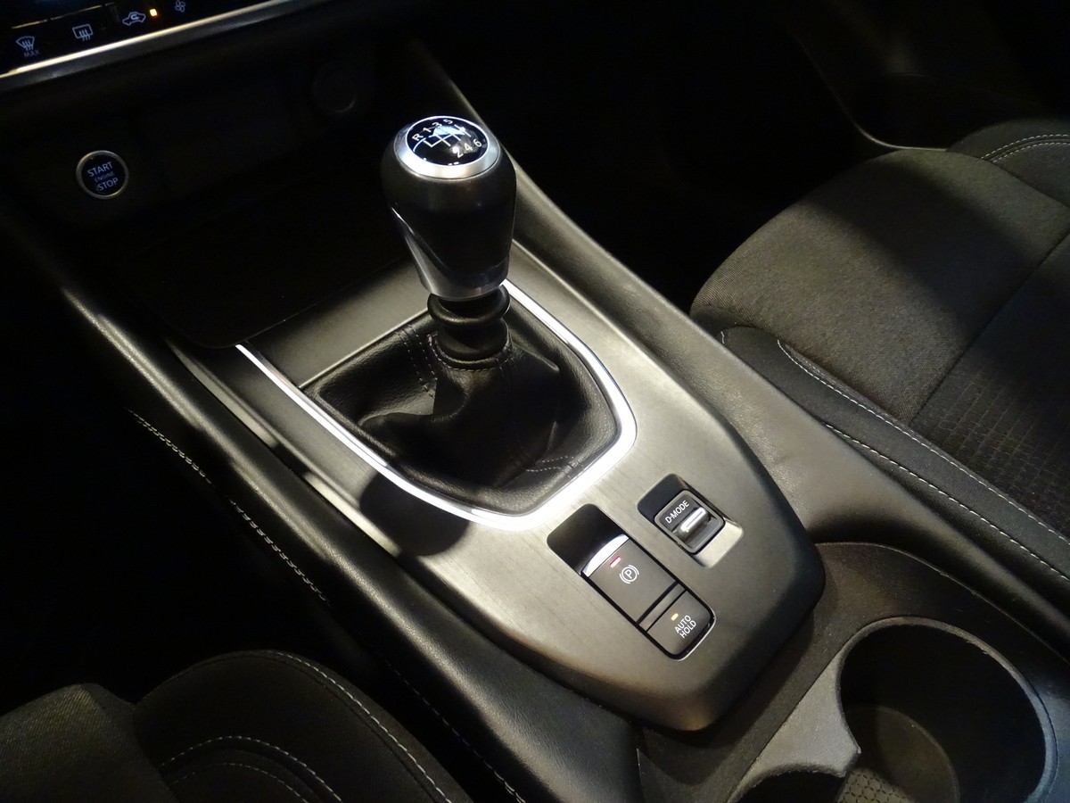 Nissan Qashqai 1.3 DIG-T N-Connecta 