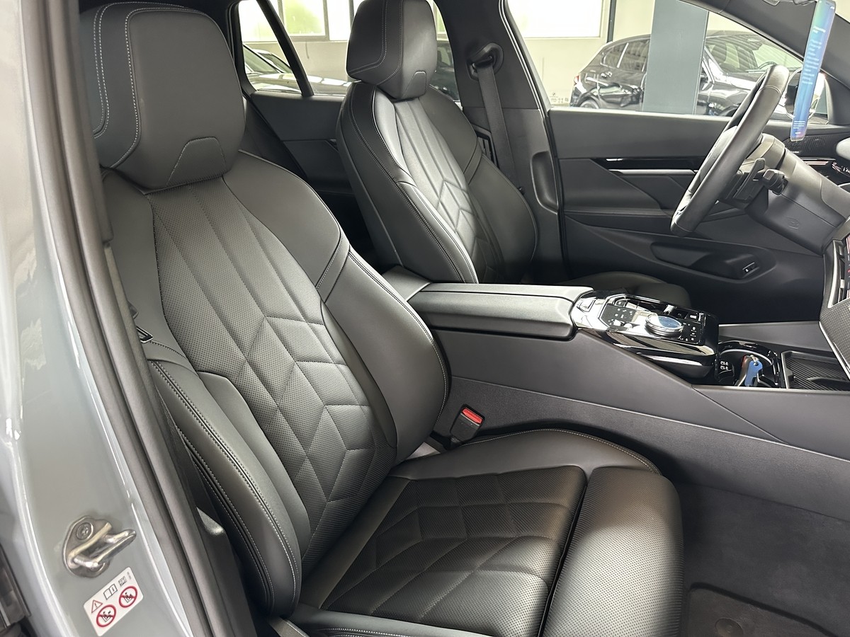 BMW 520 d M-Sport AHK Standhz. LED Navi 360° Kamera 