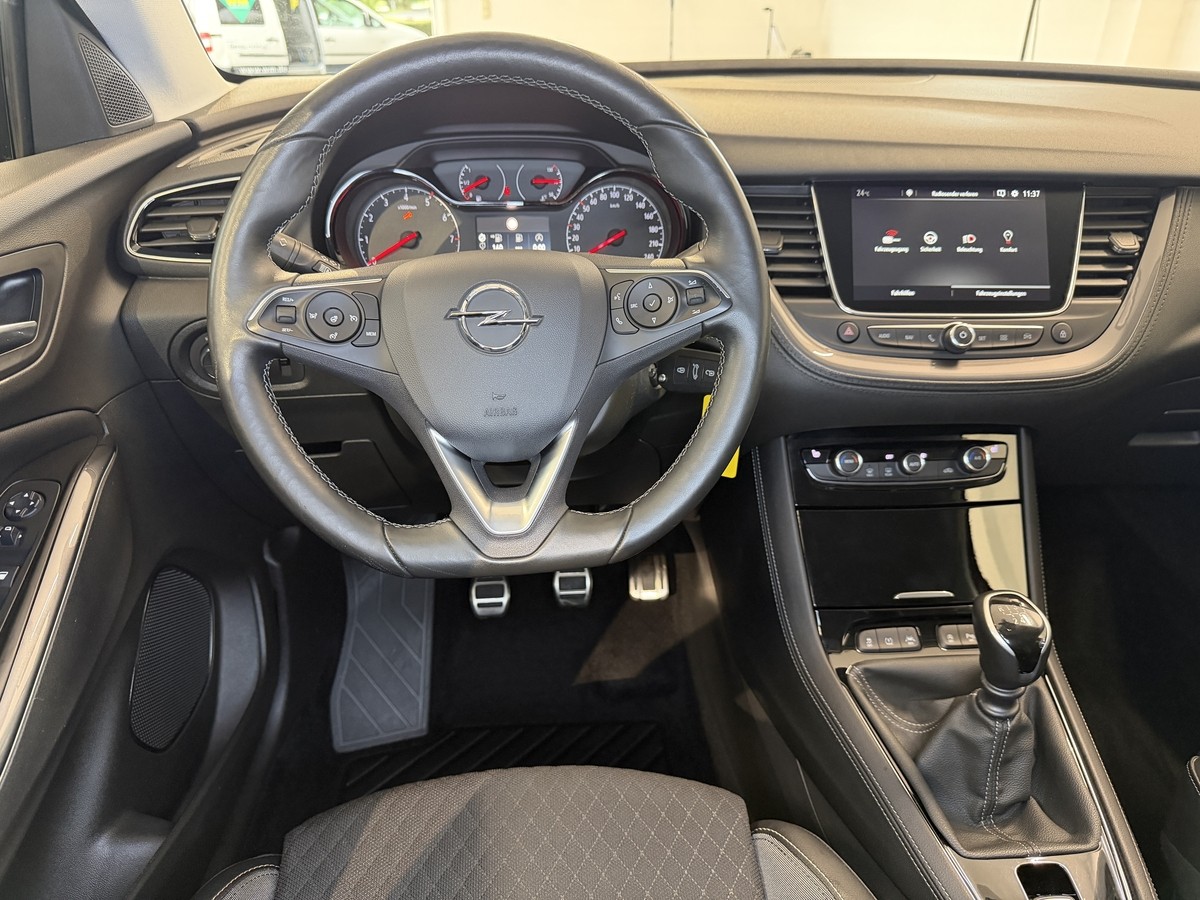 Opel Grandland X 1.2 Turbo 120 Jahre