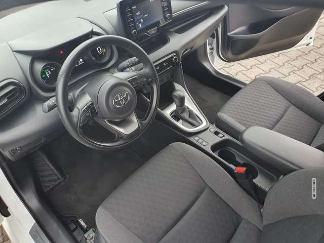 Toyota Yaris Hybrid 1.5 VVT-i Team Deutschland
