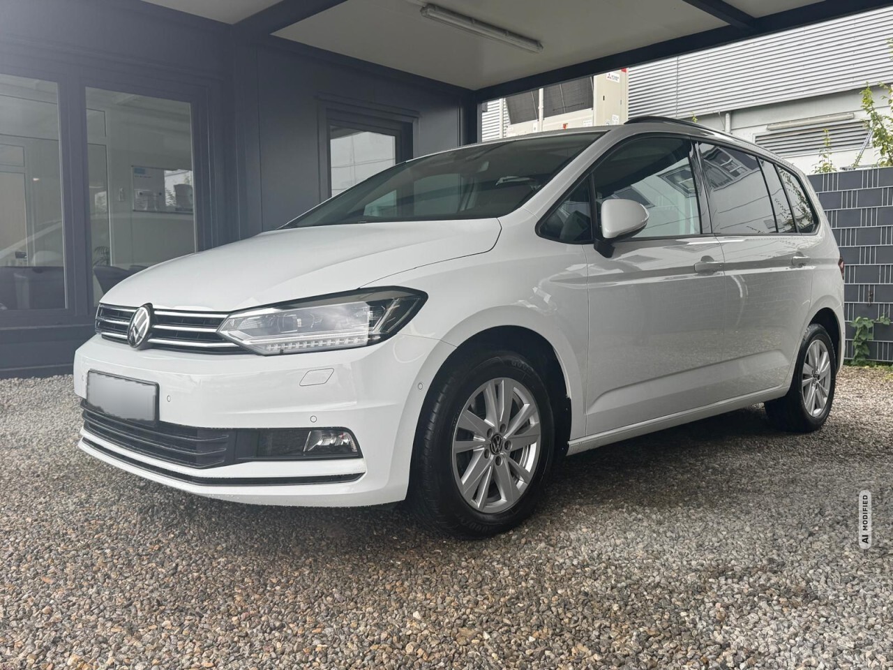 Volkswagen Touran 2.0 TDI DSG,STANDH,AHK,PANO,VIRTUAL,DCC