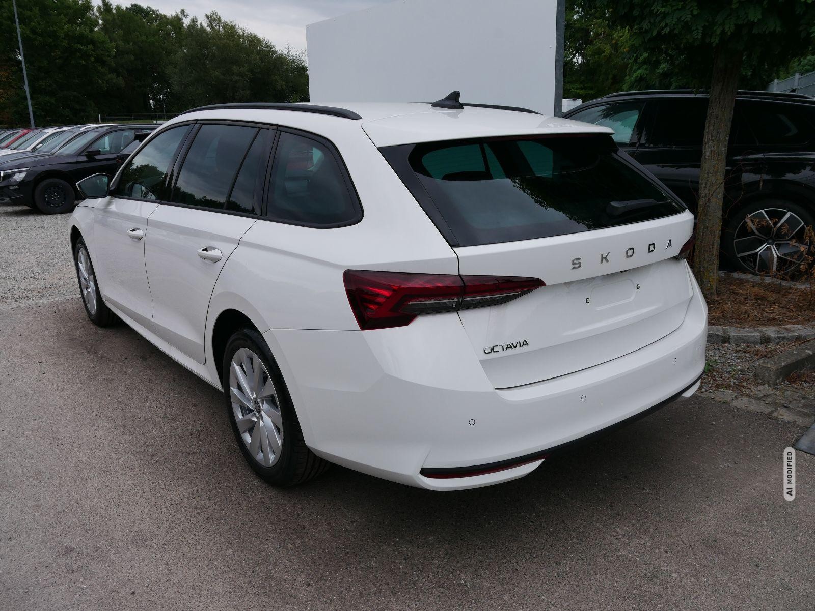 Skoda Octavia Combi 1.5 TSI Selection*ACC*NAVI-ÜBER-SMARTLINK*LED*PDC*KAMERA*SHZ*TEMPO