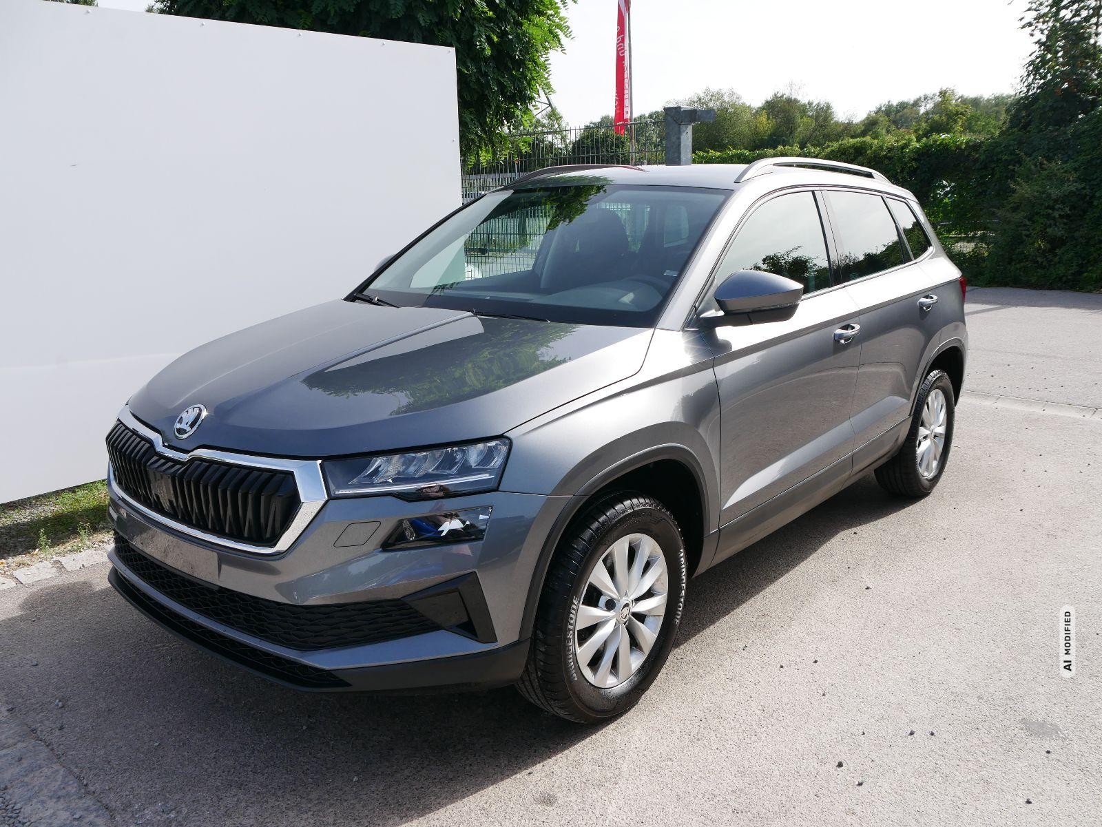 Skoda Karoq 1.5 TSI DSG Ambition FACELIFT * LED * CLIMA * PDC HI. * FRONT ASSIST * SMA