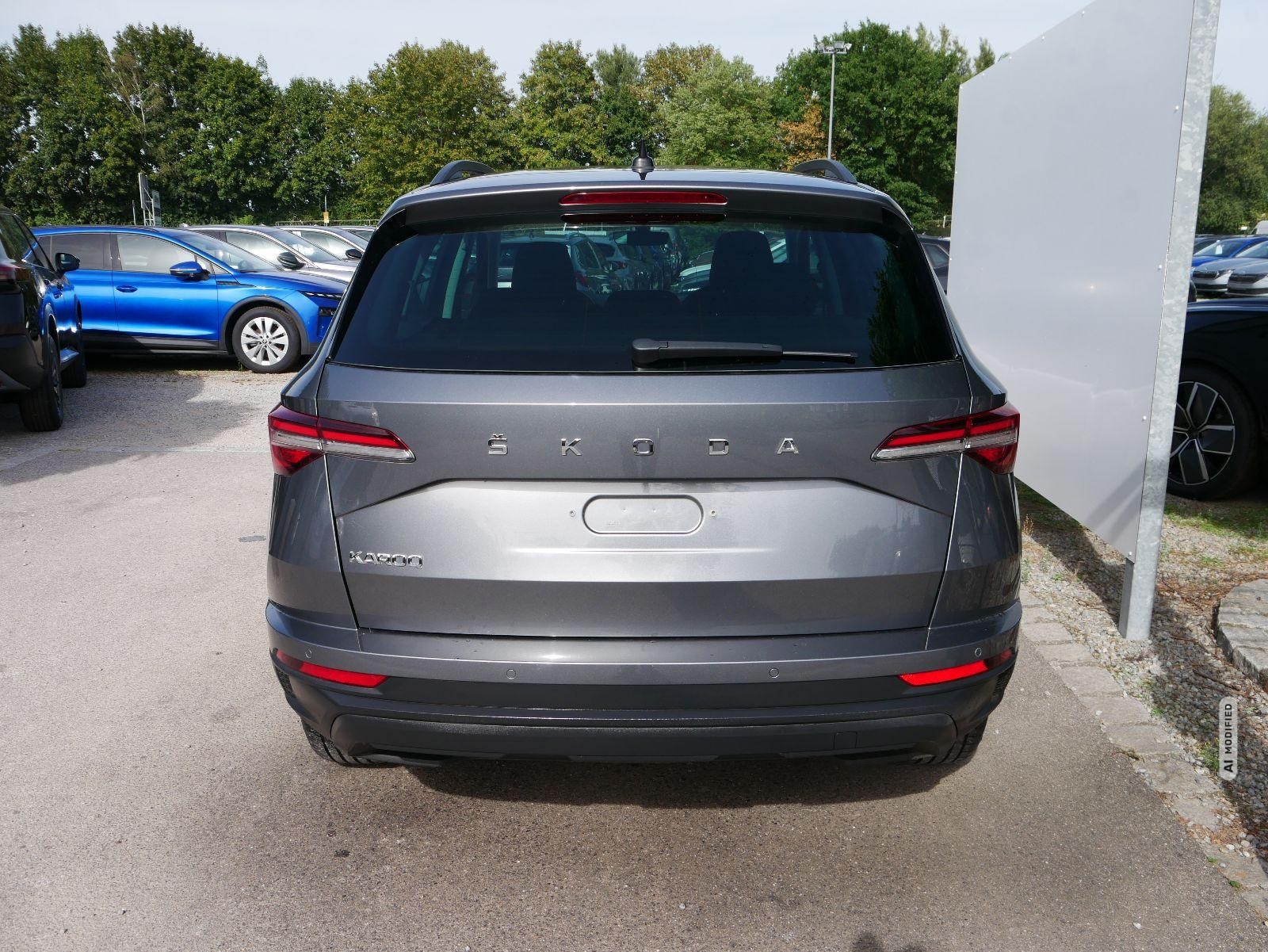 Skoda Karoq 1.5 TSI DSG Ambition FACELIFT * LED * CLIMA * PDC HI. * FRONT ASSIST * SMA