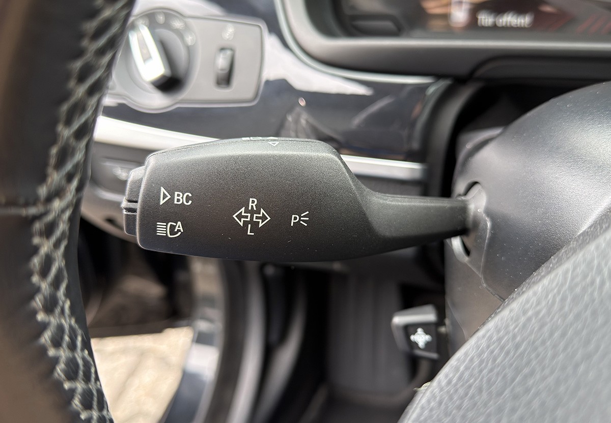 BMW 530d Touring Navi.Pano.Leder.SHZ.HiFi R.Cam