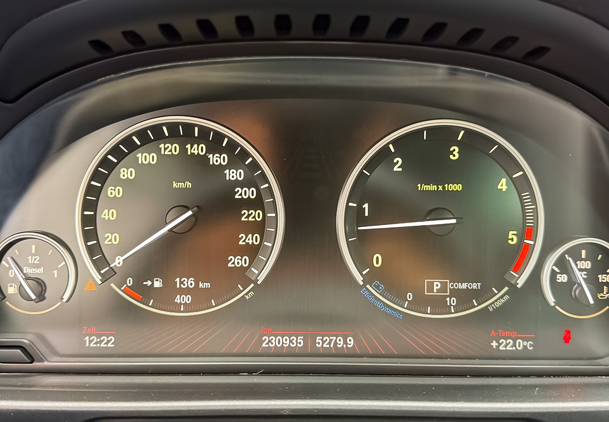BMW 530d Touring Navi.Pano.Leder.SHZ.HiFi R.Cam