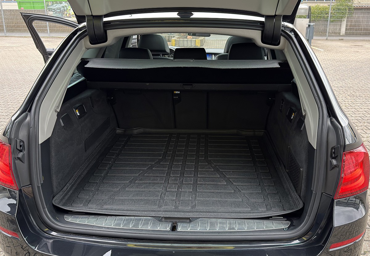 BMW 530d Touring Navi.Pano.Leder.SHZ.HiFi R.Cam