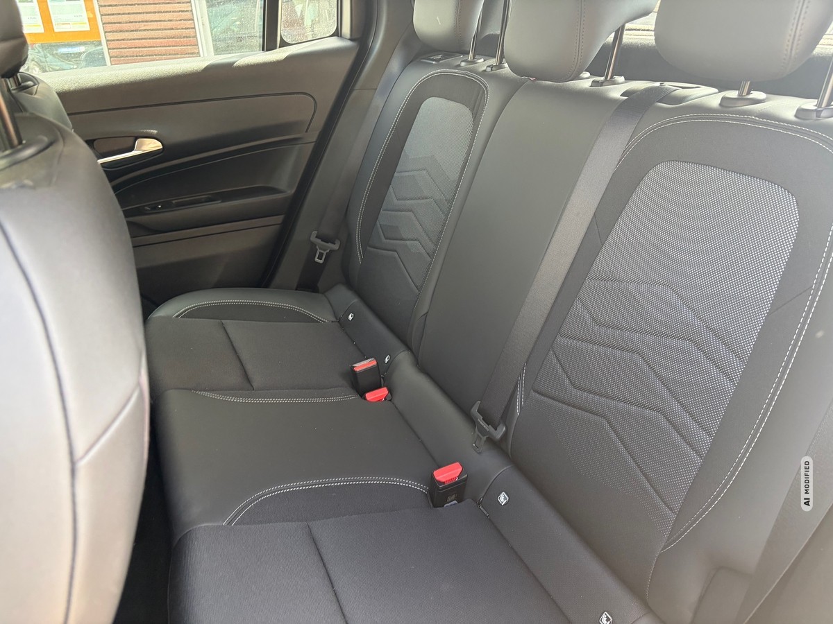 Jeep Avenger Altitude 1.2 T-GDI/ele Heckkklappe