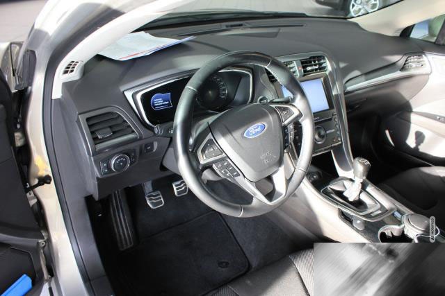 Ford Mondeo MONDEO TURNIER 1,5 ECOBOOST TITANIUM NAVI LED SCHEINW