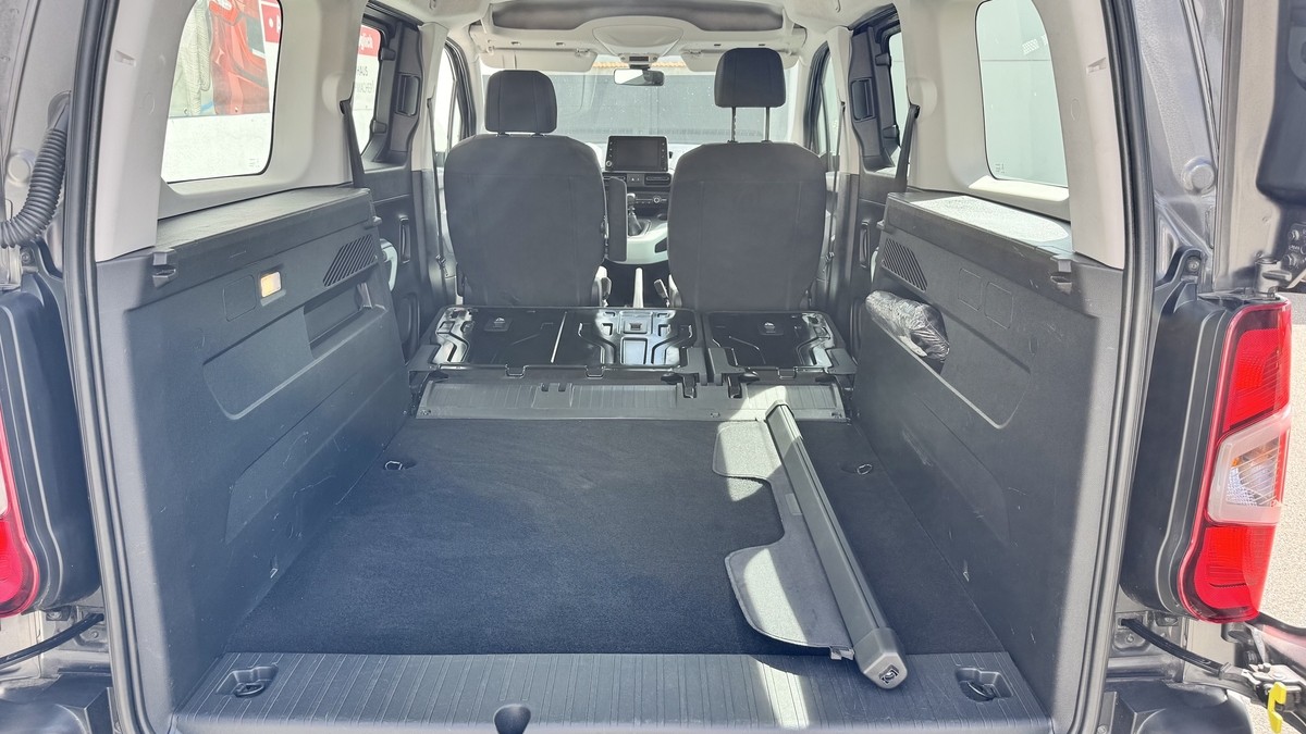 Citroën Berlingo 1.5 BlueHDi XL TEMPO SITZHZG. AHK 