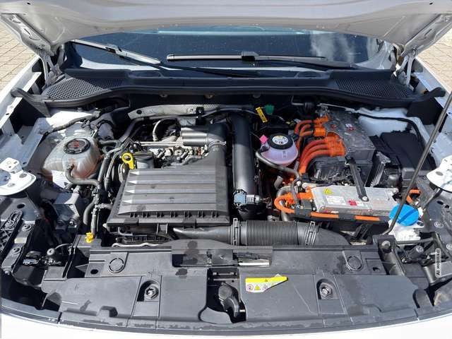 Cupra Formentor 1.4 e-Hybrid DSG / AHK / NAVI / LED / SITZHEIZUNG