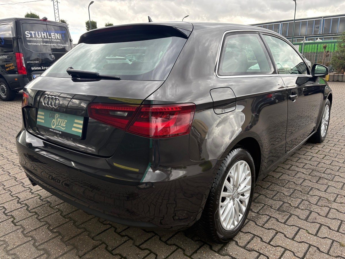 Audi A3 1.4 TFSI Teilleder Navi SHZ AHK Bi Xenon