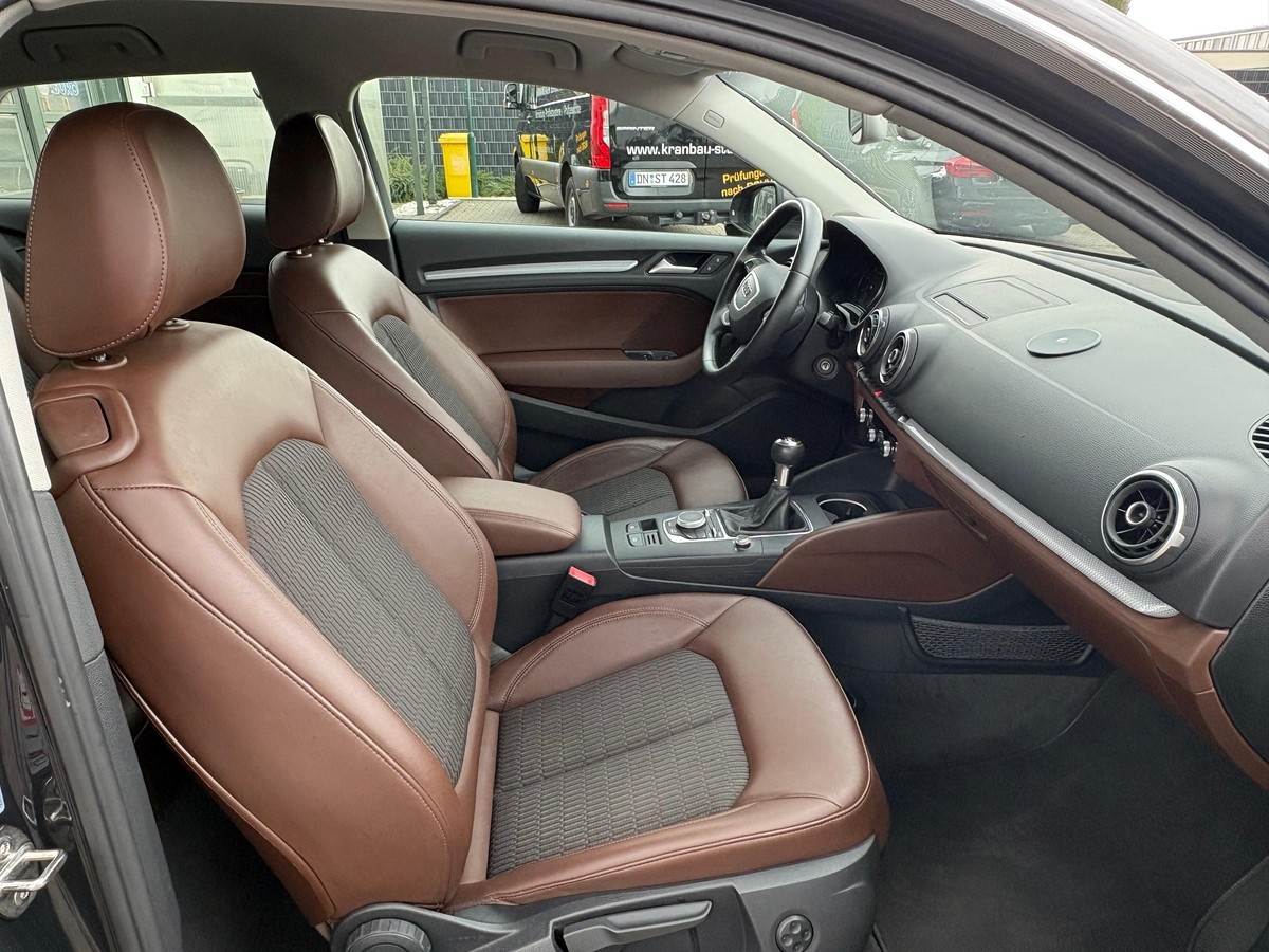 Audi A3 1.4 TFSI Teilleder Navi SHZ AHK Bi Xenon