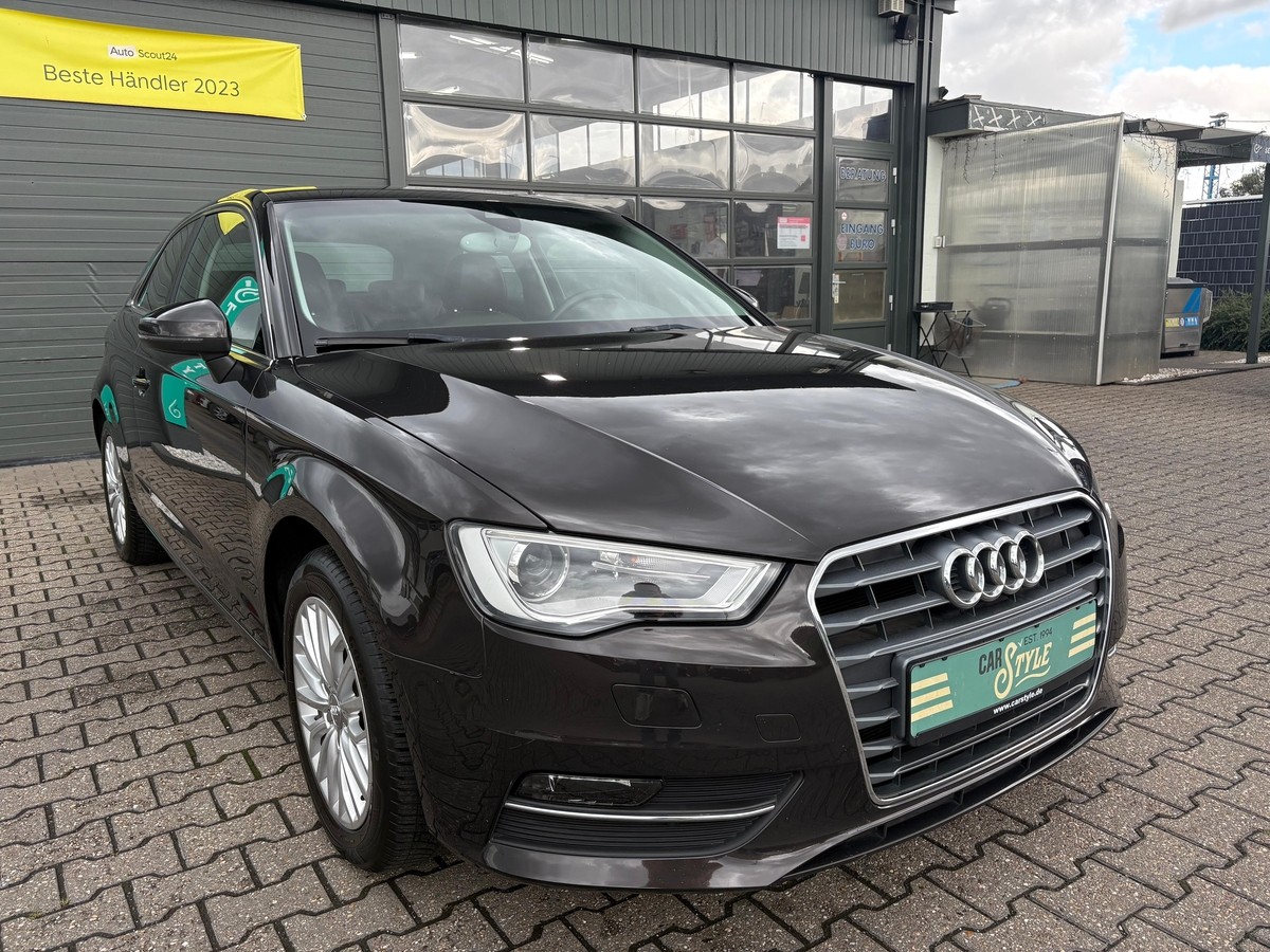 Audi A3 1.4 TFSI Teilleder Navi SHZ AHK Bi Xenon