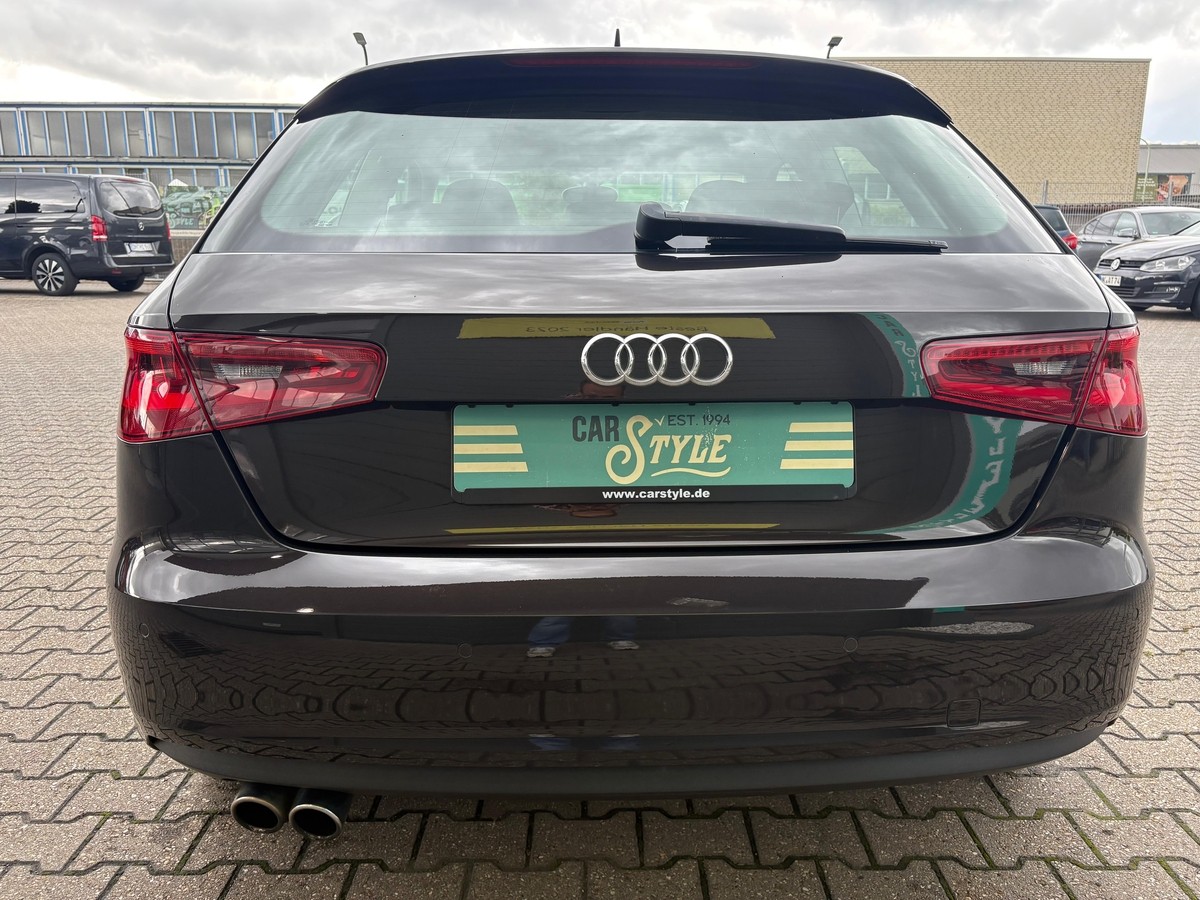 Audi A3 1.4 TFSI Teilleder Navi SHZ AHK Bi Xenon