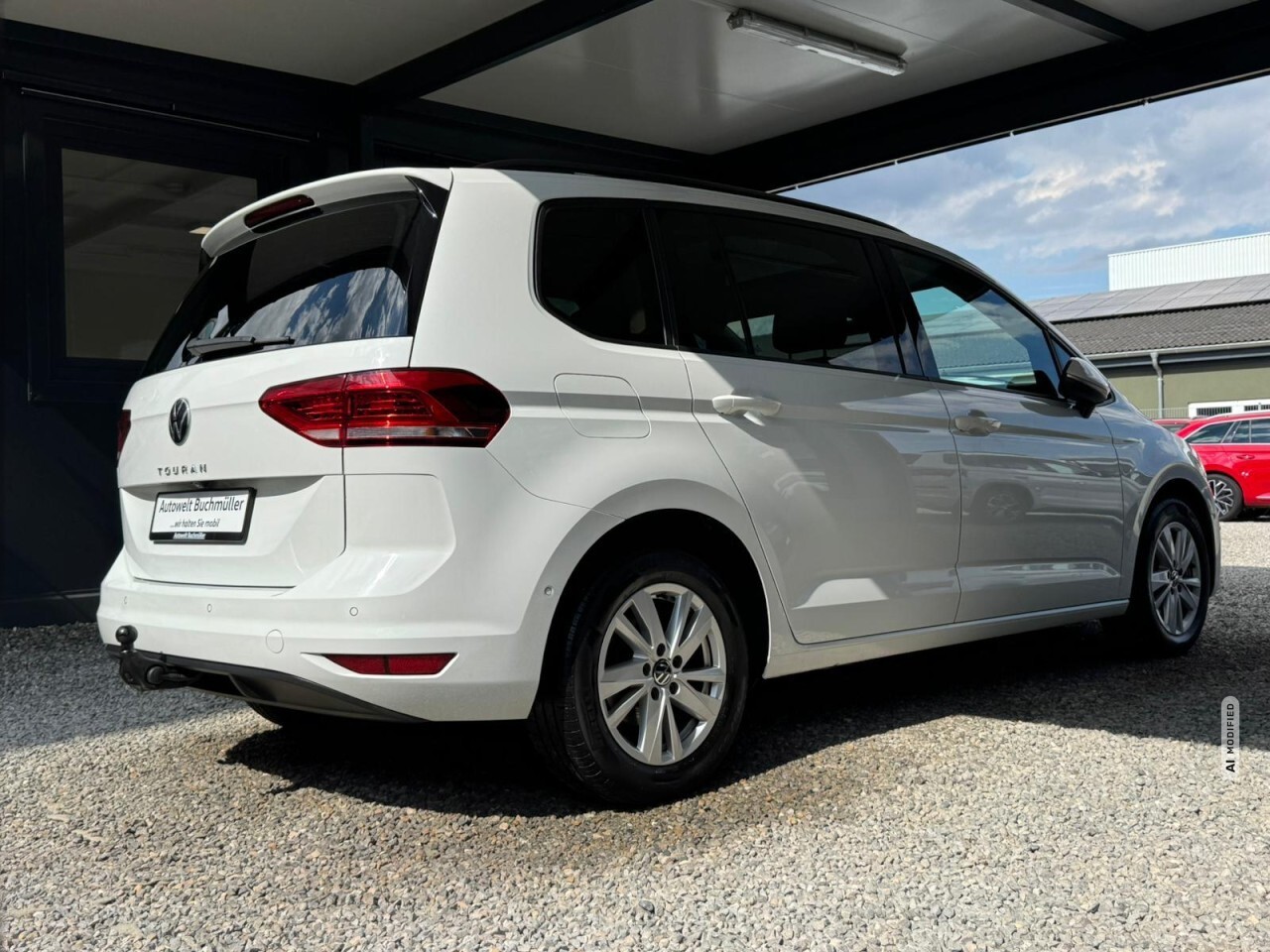 Volkswagen Touran 2.0 TDI DSG,7-SITZER,AHK,PANO,DCC,VIRTUAL