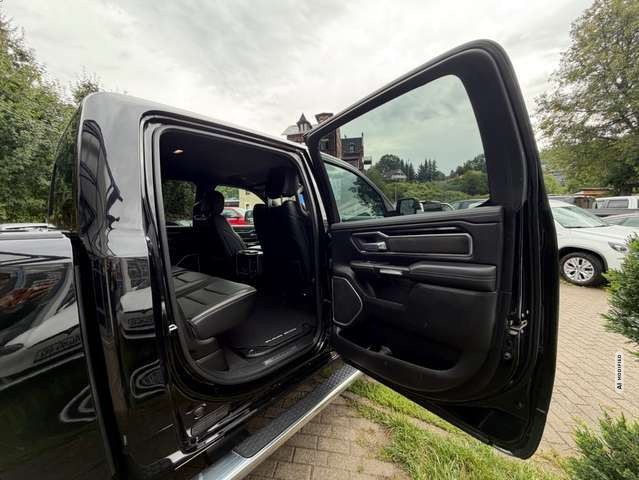 Dodge RAM 1500 5,7 HEMI LARAMIE Unfallfrei
