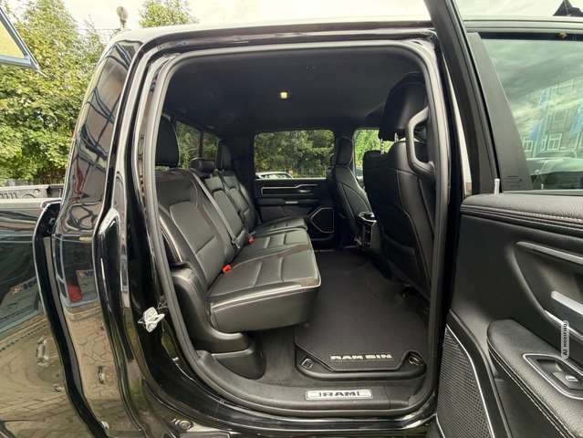 Dodge RAM 1500 5,7 HEMI LARAMIE Unfallfrei