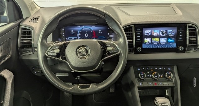 Skoda Karoq Tour 1.5 TSI DSG LED CarPlay KAM Kessy