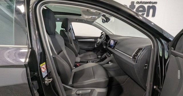 Skoda Karoq Tour 1.5 TSI DSG LED CarPlay KAM Kessy