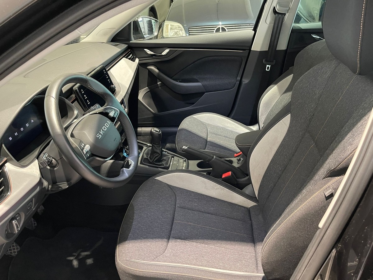 Skoda Scala 1.0TSI Top Selection AHK LED 5J Garantie
