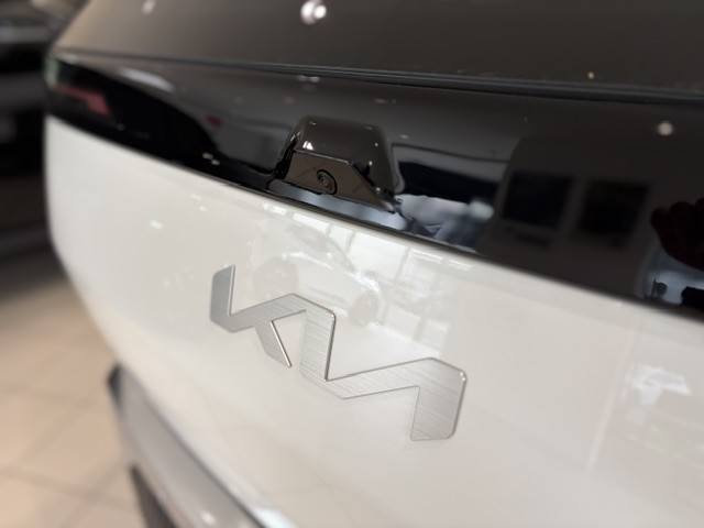 Kia EV3 Earth 81,4kWh P3-P8 AHK Business Upgrade Drive 19'' 