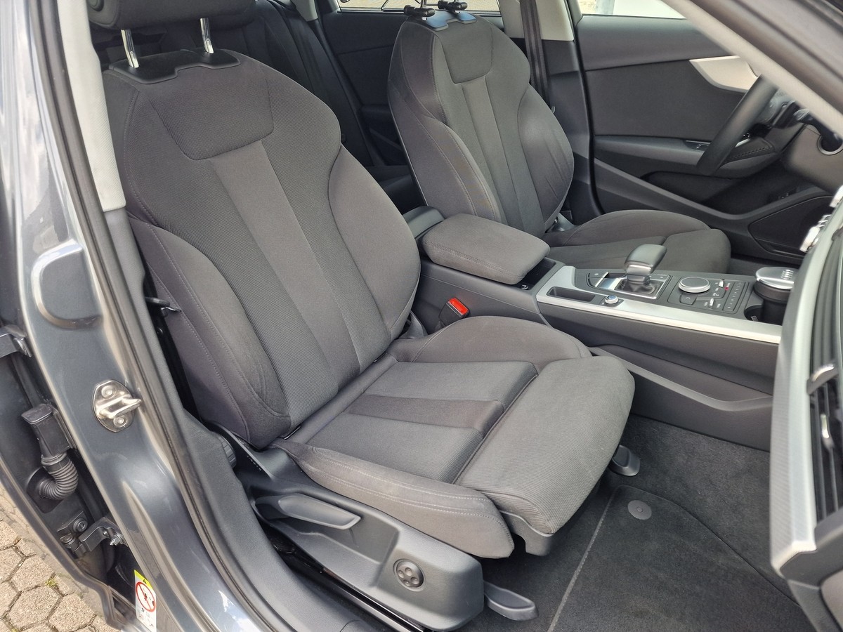 Audi A4 TFSI Sport*AHK*Sportsitze*Navi*ACC*Xenon