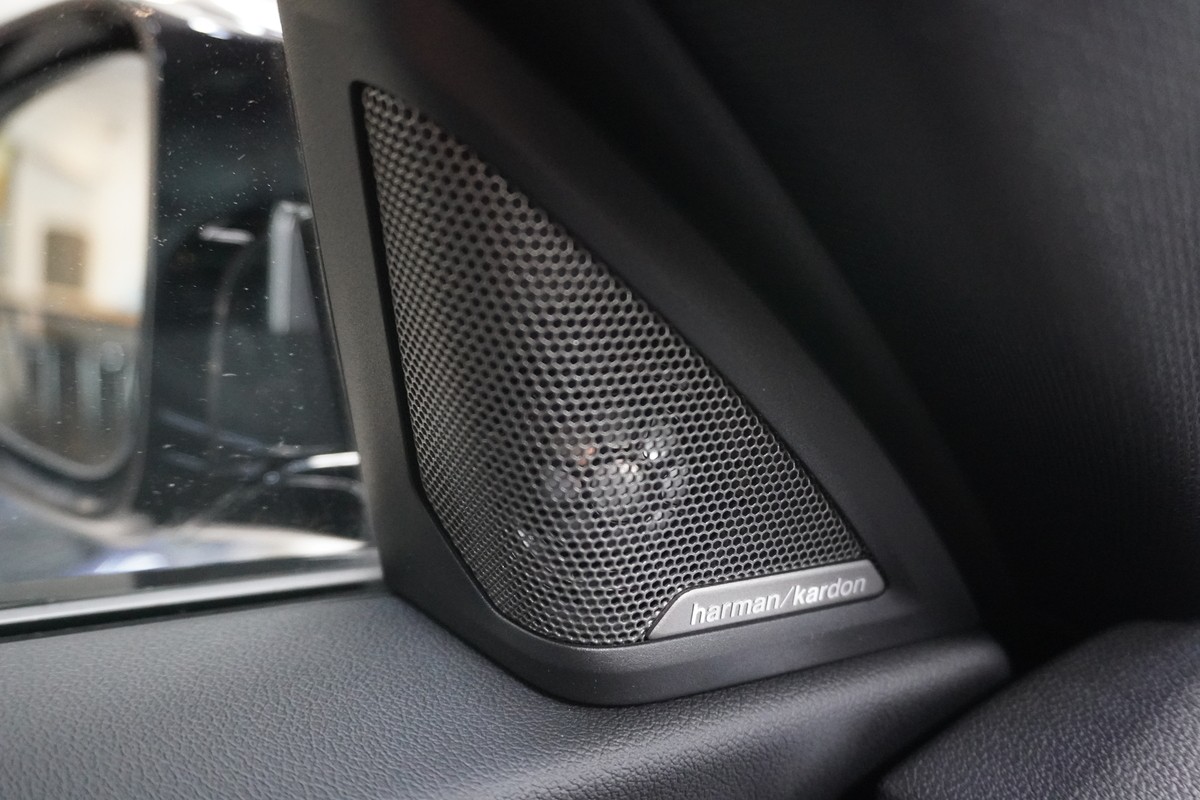 BMW M2  Coupe LED LiveCockpit+ H&K GSD Shadow