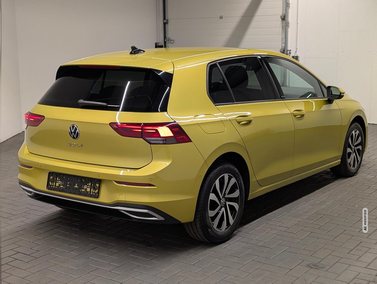 Volkswagen Golf 8 Active IQ-Light/Navi/ACC/SHZ/LHZ/Kam/16LM