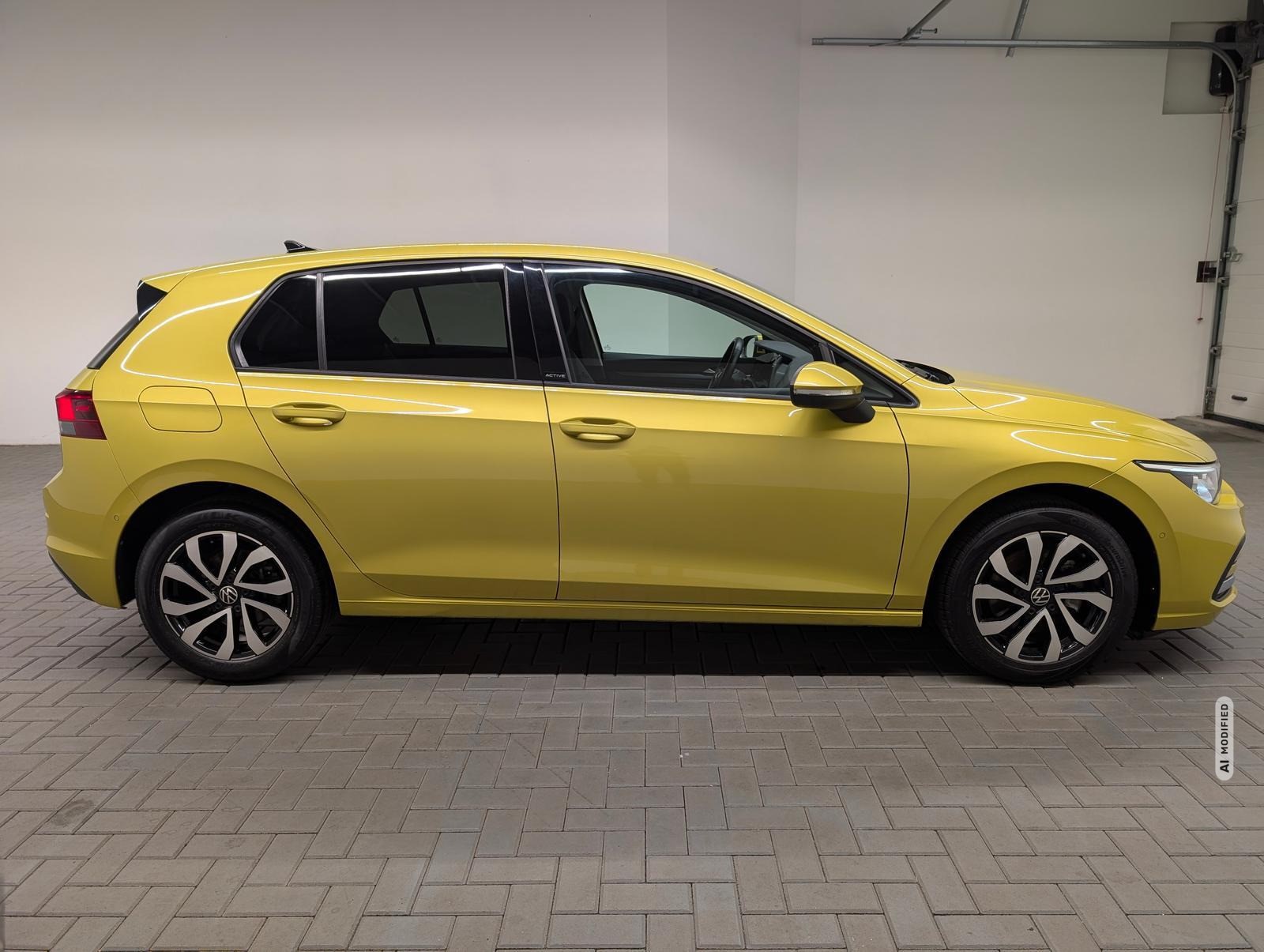 Volkswagen Golf 8 Active IQ-Light/Navi/ACC/SHZ/LHZ/Kam/16LM