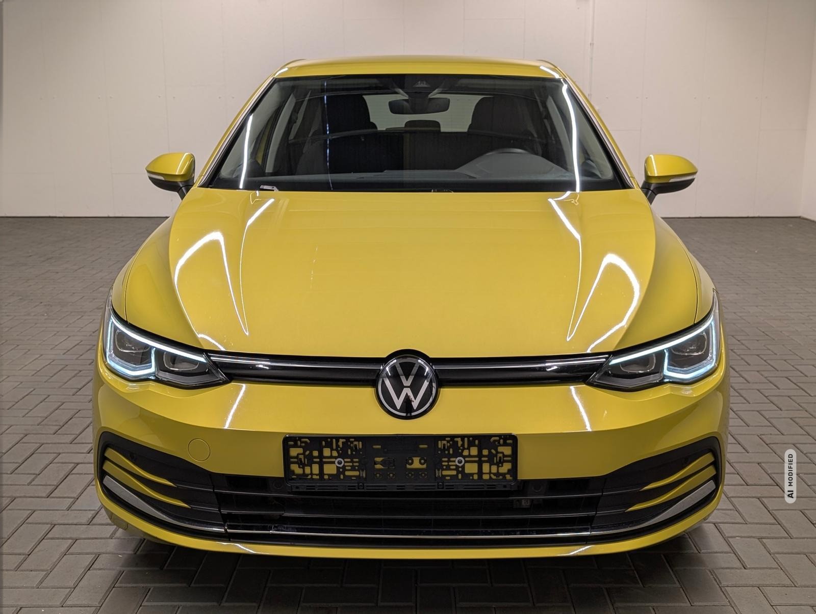 Volkswagen Golf 8 Active IQ-Light/Navi/ACC/SHZ/LHZ/Kam/16LM