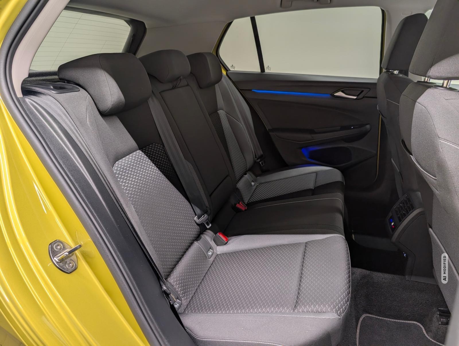 Volkswagen Golf 8 Active IQ-Light/Navi/ACC/SHZ/LHZ/Kam/16LM