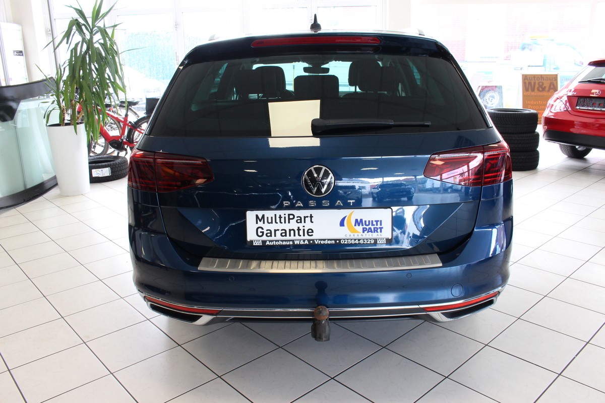 Volkswagen Passat Variant 2.0 TDI Elegance DSG Matrix/AHK/Leder/ACC/KAM