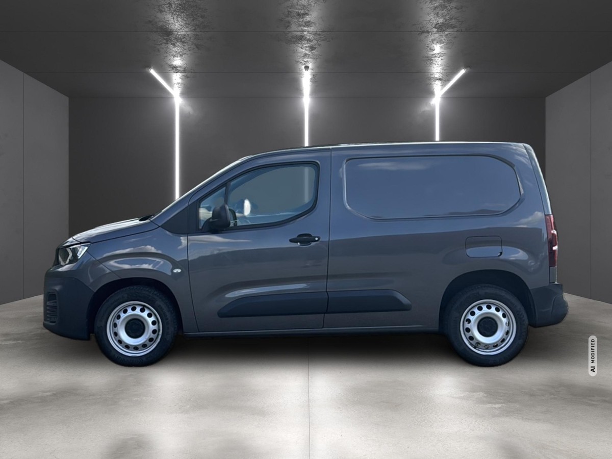 Peugeot Partner Premium L1 *NAVI*KLIMA*3-SITZER*SORTIMO-EINBAU