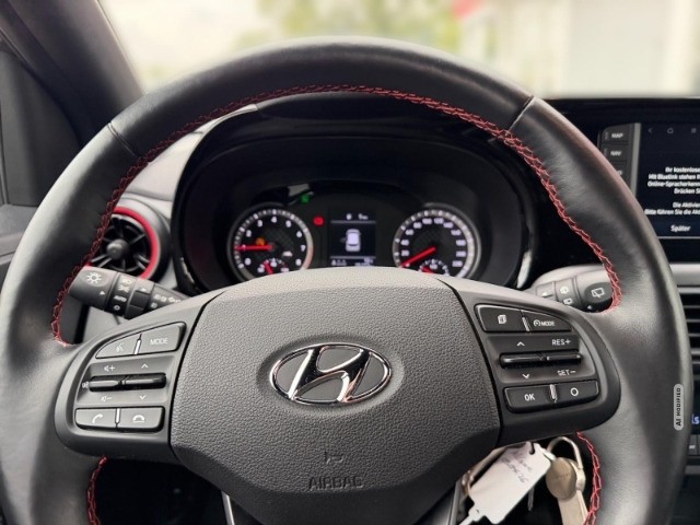 Hyundai i10 1.0 N Line +KLIMA+NAVI+RFK+SHZ+PDC+CARPLAY+UVM+