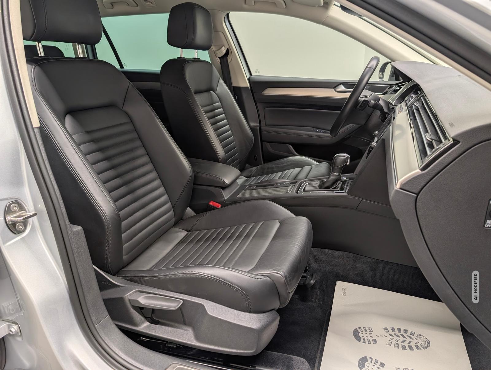 Volkswagen Passat Variant Highline LED/Nav/ACC/SHZ/PDC/Keyl