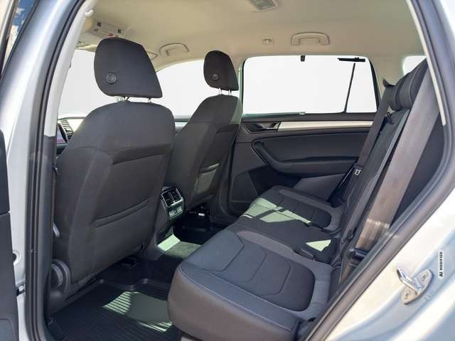 Skoda Kodiaq 2.0 TDI Tour 4x4 DSG / NAVI / AHK / STHZG / LED /