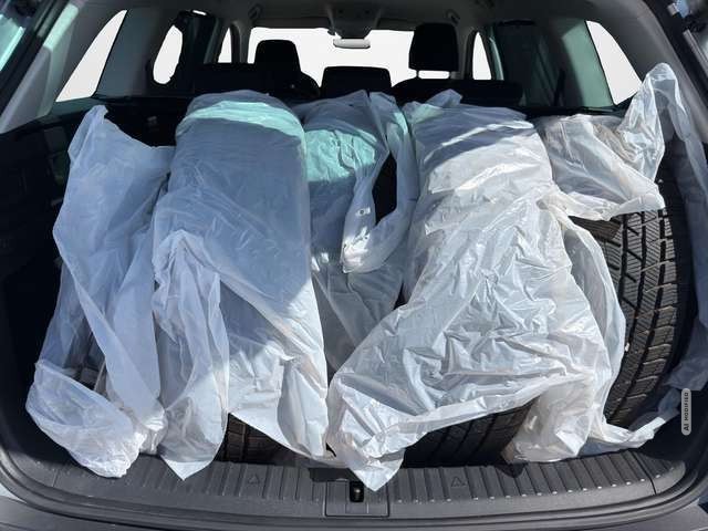 Skoda Kodiaq 2.0 TDI Tour 4x4 DSG / NAVI / AHK / STHZG / LED /