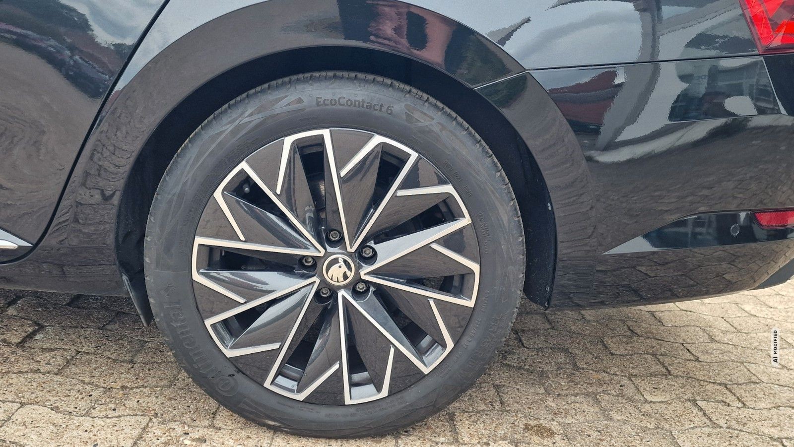 Skoda Superb Combi L&K AHK PANORAMA