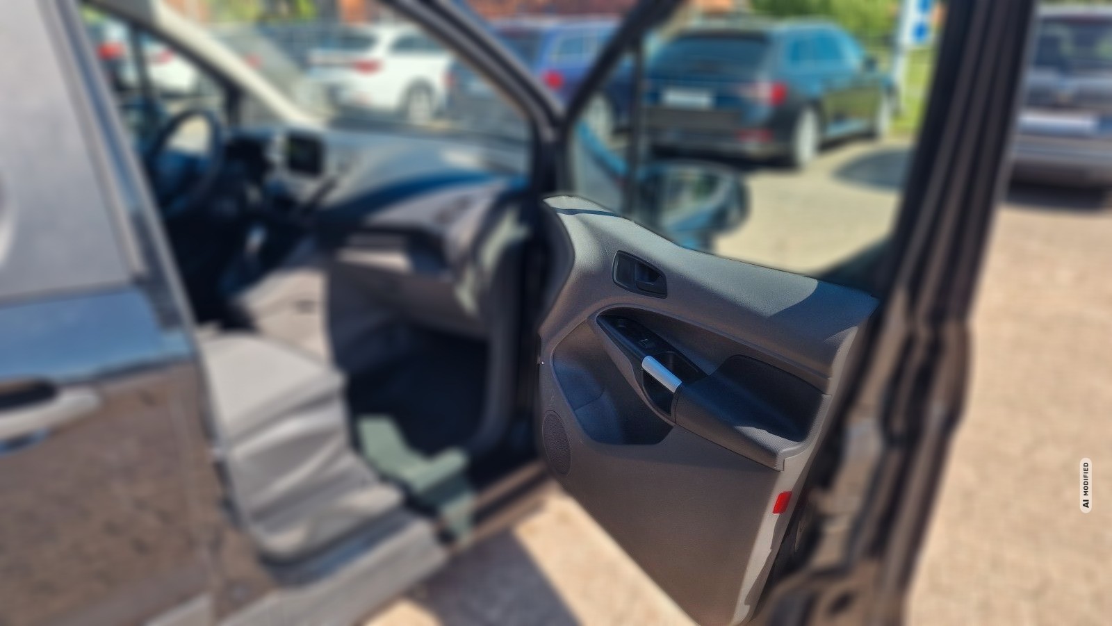 Ford Transit Connect Kombi Trend 1.HD AHK