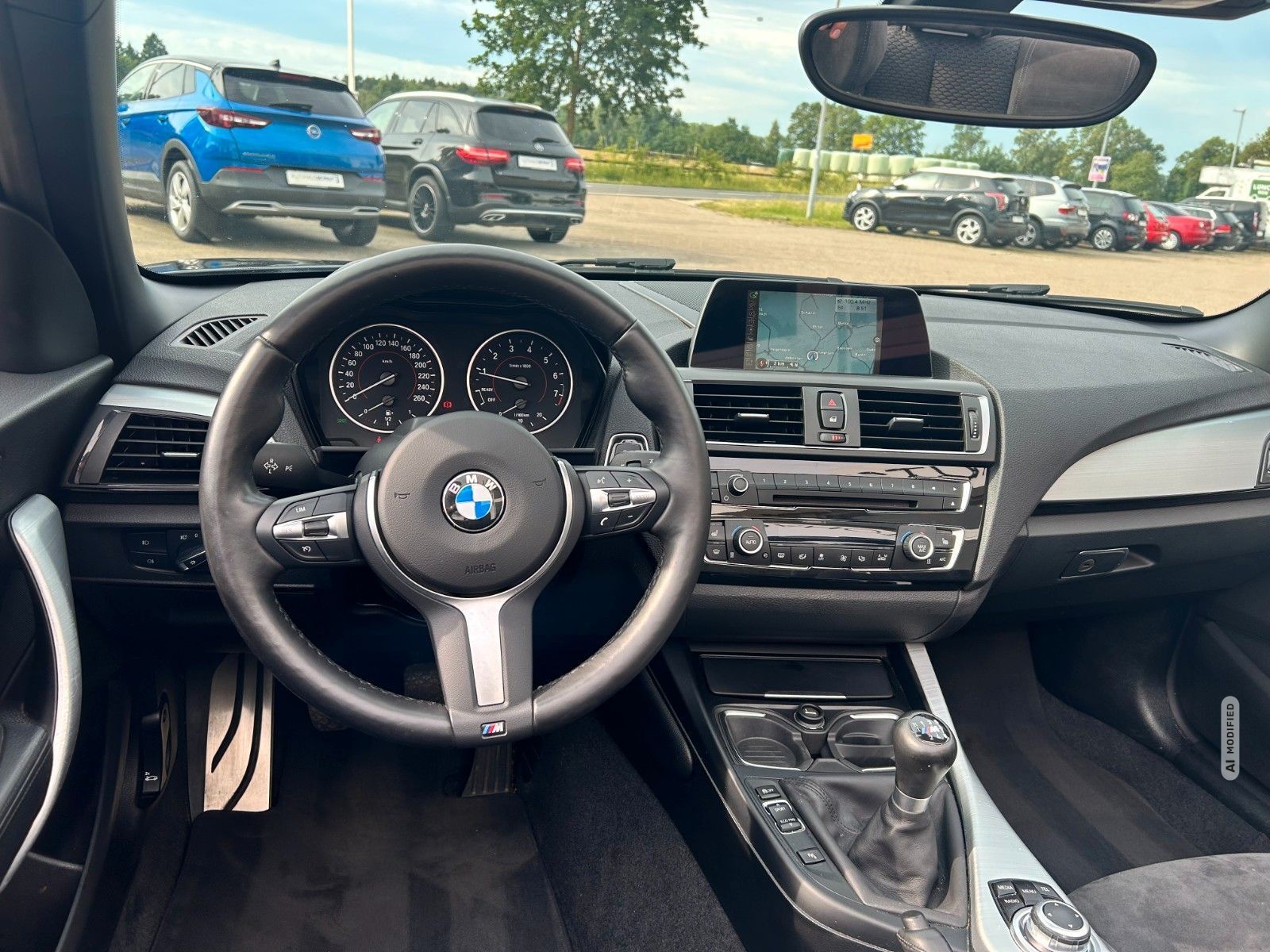 BMW 220 i Cabrio M Paket 1. Hand
