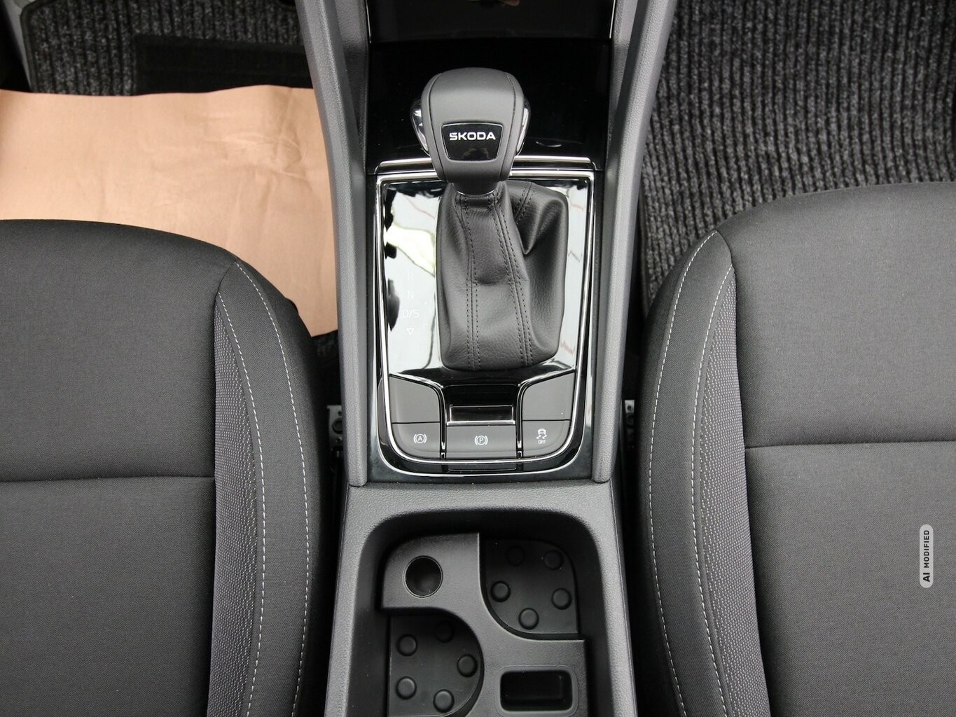 Skoda Karoq 1.5 TSI DSG Selection LED+WINTER-PAKET+AHK...