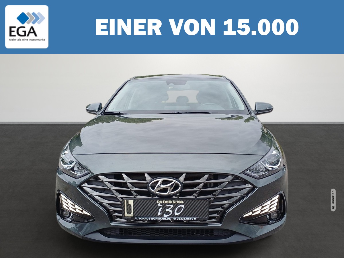 Hyundai i30 1.0 T-GDI Trend MHEV Sitzh. Kamera PDC Navi App 