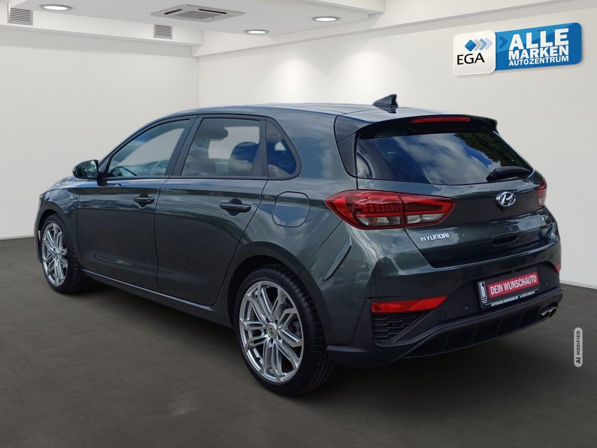 Hyundai i30 1.5 T-GDI N-Line MHEV Pano Sitzh. Navi App Kamera PDC