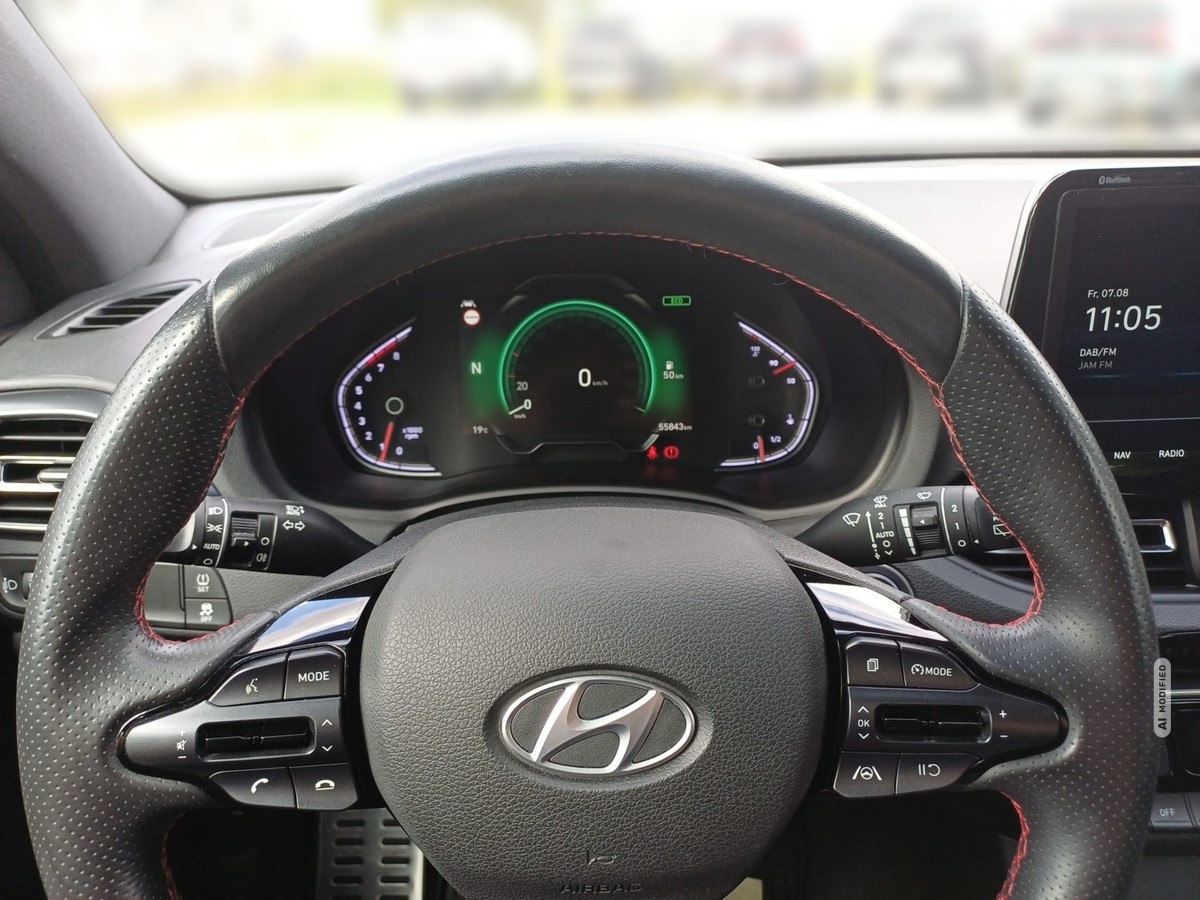 Hyundai i30 1.5 T-GDI N-Line MHEV Pano Sitzh. Navi App Kamera PDC