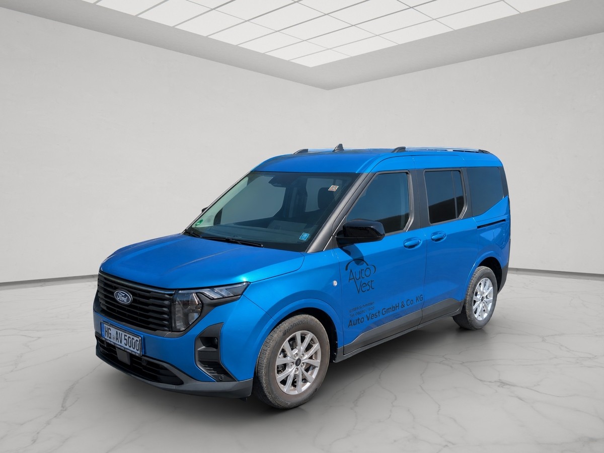 Ford Tourneo Courier Titanium