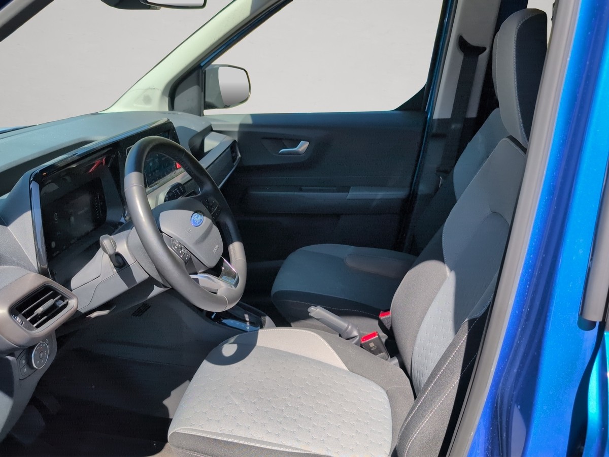 Ford Tourneo Courier Titanium
