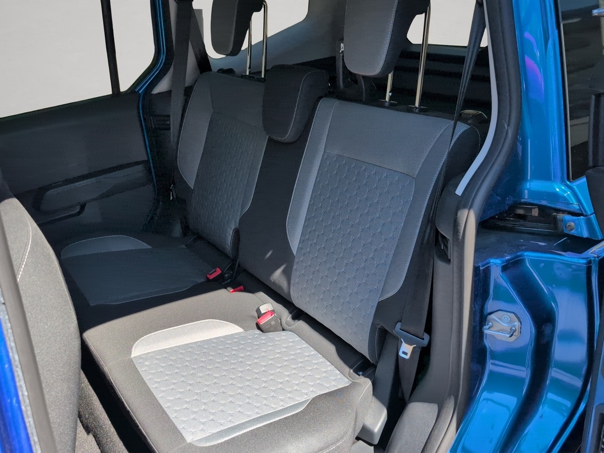 Ford Tourneo Courier Titanium